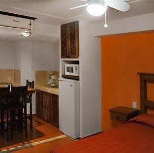 Hotel Punta Melaque